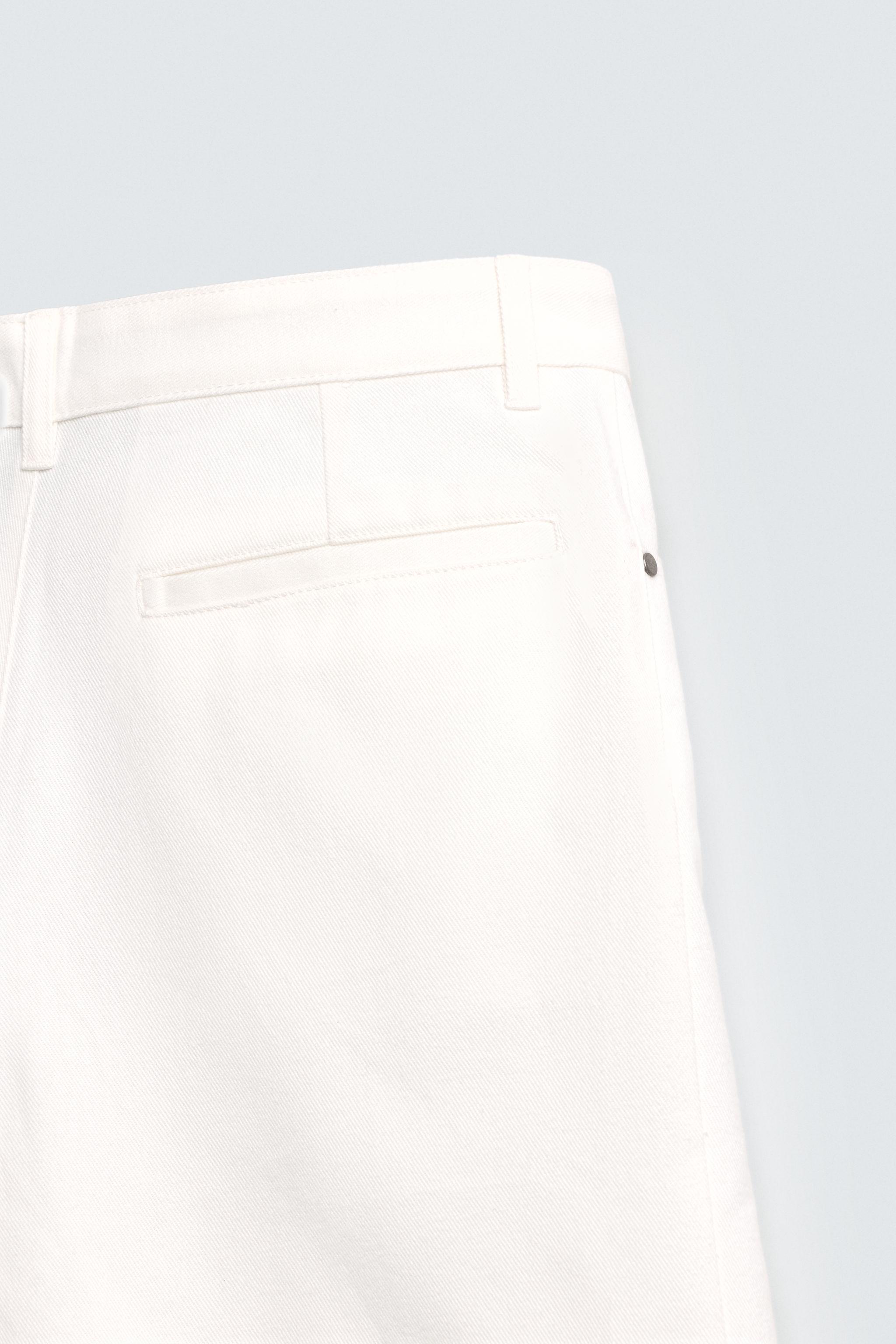 RELAXED FIT SHORTS